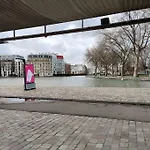 Petit Studio Parisien